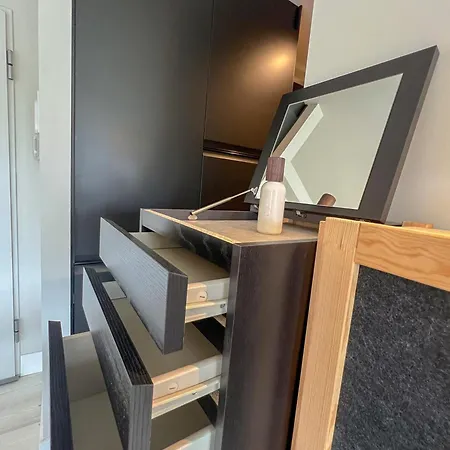 Luminoso Loft Con Piscina En Puerto Banus 马尔韦利亚