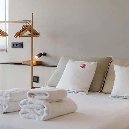 Luminoso Loft Con Piscina En Puerto Banus 马尔韦利亚