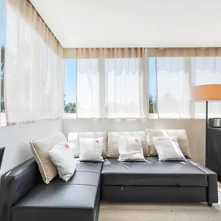 Lägenhet Luminoso Loft Con Piscina En Puerto Banus *