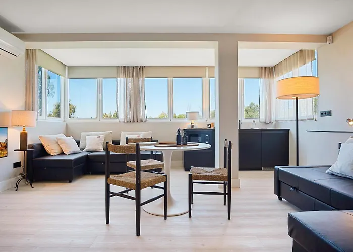 Luminoso Loft Con Piscina En Puerto Banus شقة