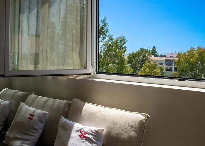 Luminoso Loft Con Piscina En Puerto Banus Apartment