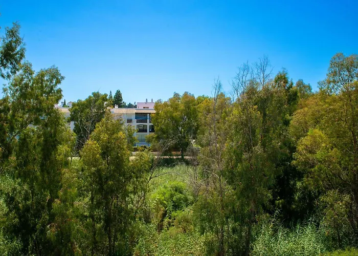 Luminoso Loft Con Piscina En Puerto Banus شقة ماربيا