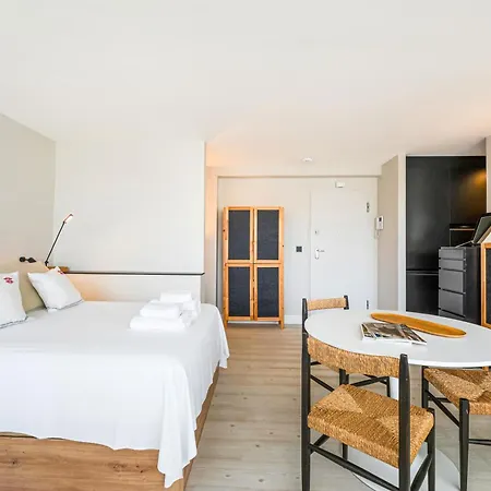 شقة Luminoso Loft Con Piscina En Puerto Banus *