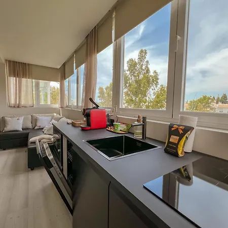 Luminoso Loft Con Piscina En Puerto Banus