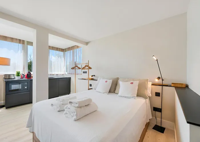 Apartment Luminoso Loft Con Piscina En Puerto Banus Marbella