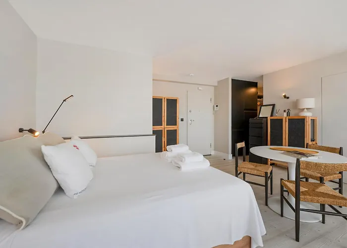 Apartment Luminoso Loft Con Piscina En Puerto Banus Marbella